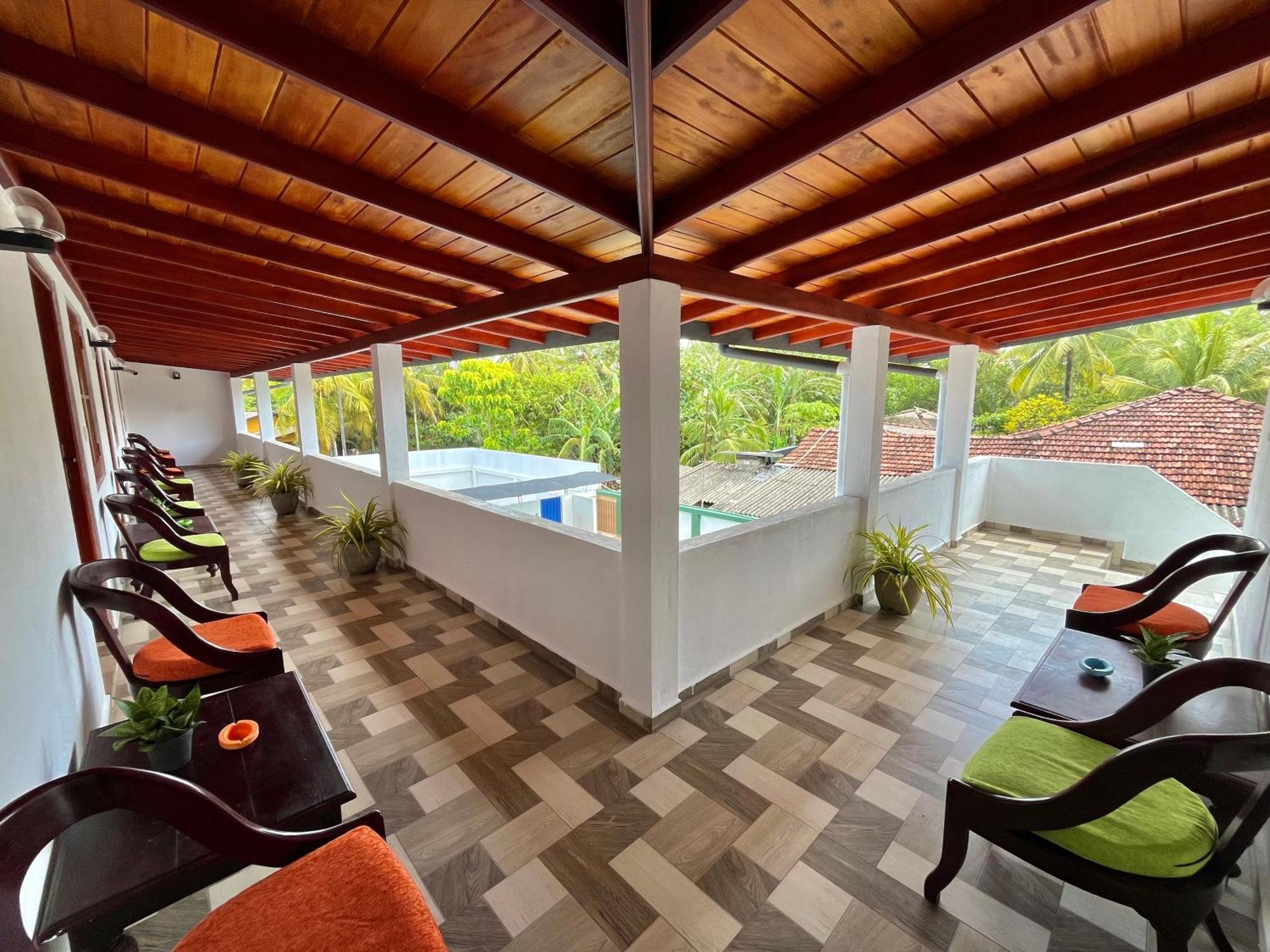Sundowners Guesthouse Hikkaduwa Zewnętrze zdjęcie